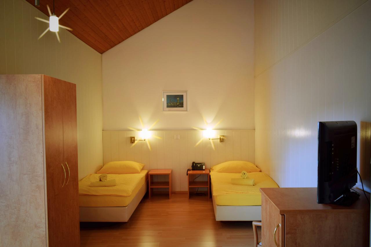 Hotel Locanda Bazel Buitenkant foto